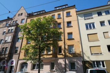 Modernisierte 2-Zimmerwohnung in Hummelstein – Küchenzeile und Teilmöblierung auf Wunsch, 90459 Nürnberg, Etagenwohnung
